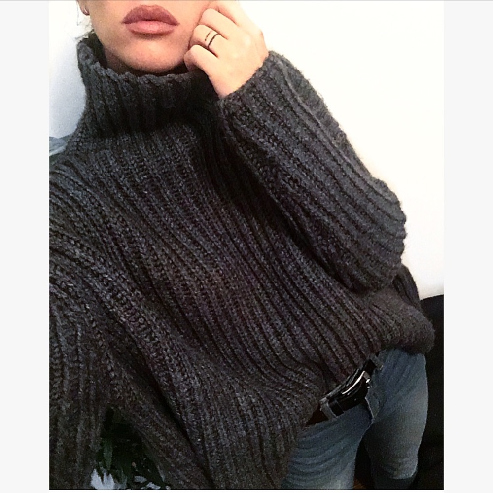 [ZARA] Soft Knit Sweater